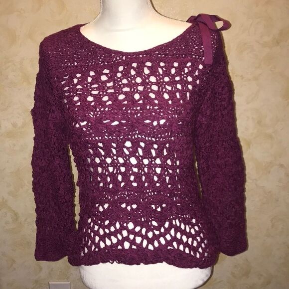 Magenta Acorn Sweater w/ matching Tank Top! - Picture 9 of 9